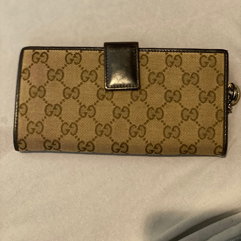 Gucci GG Canvas Wallet
